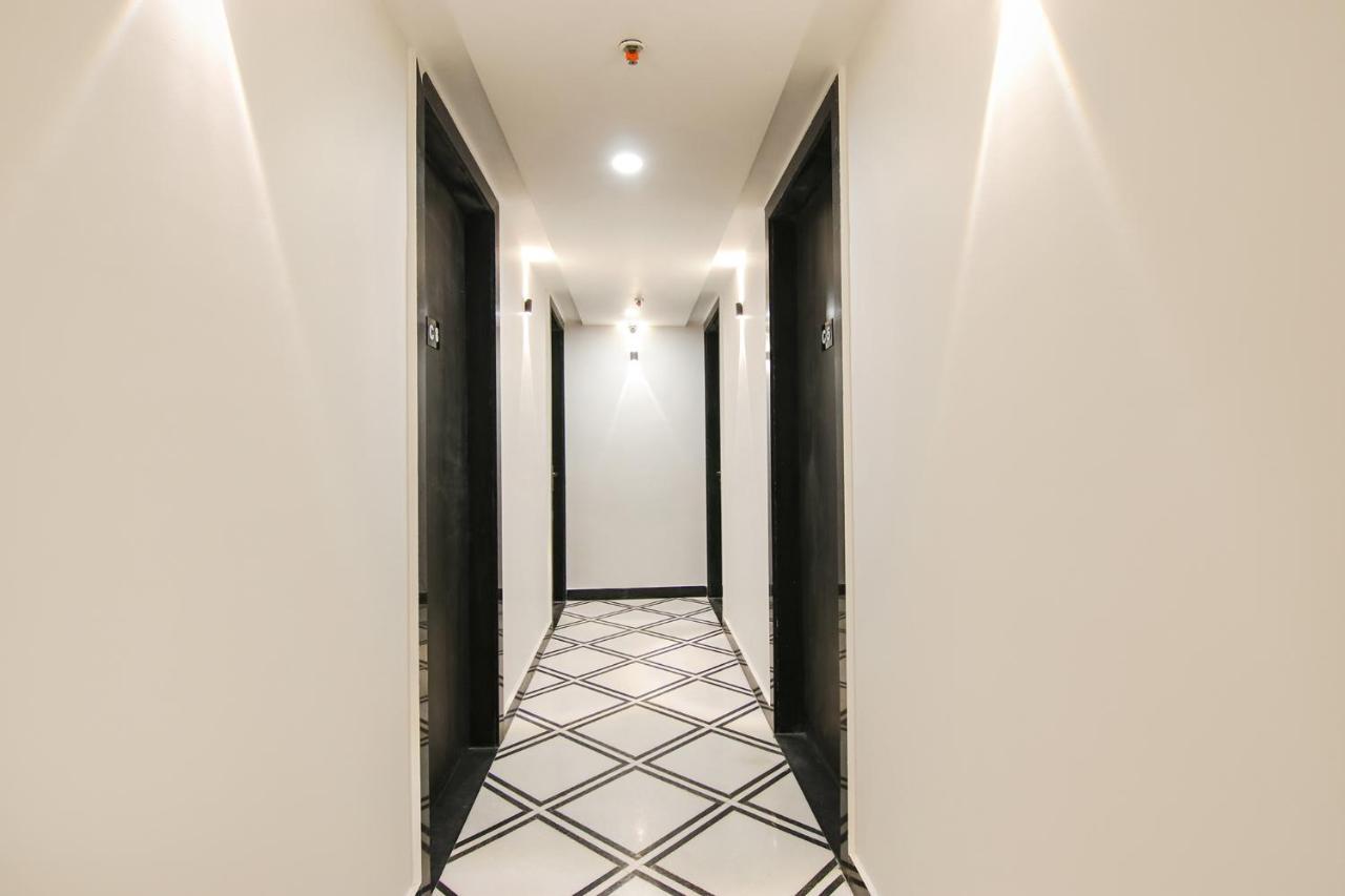 Fabhotel Greysky Új-Delhi Kültér fotó