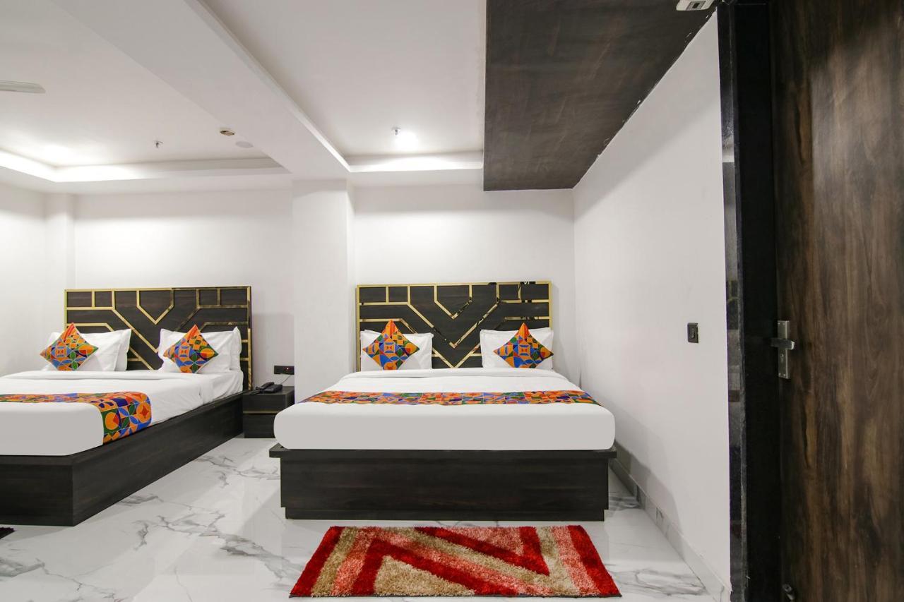 Fabhotel Greysky Új-Delhi Kültér fotó