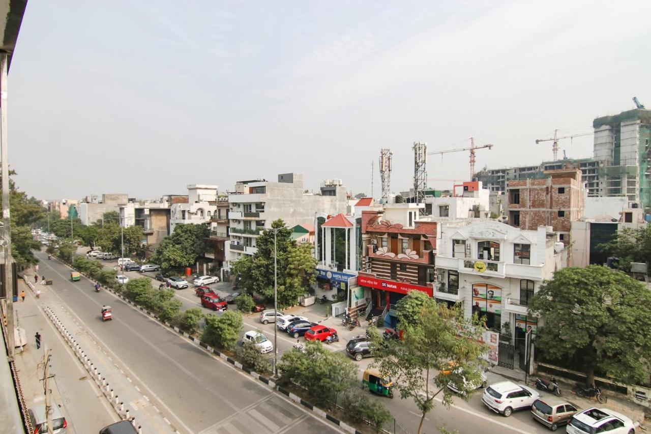 Fabhotel Greysky Új-Delhi Kültér fotó