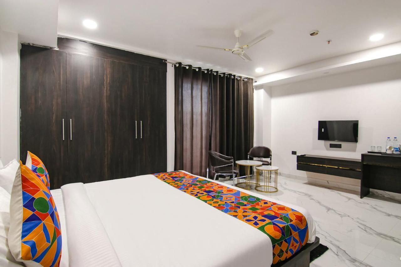 Fabhotel Greysky Új-Delhi Kültér fotó